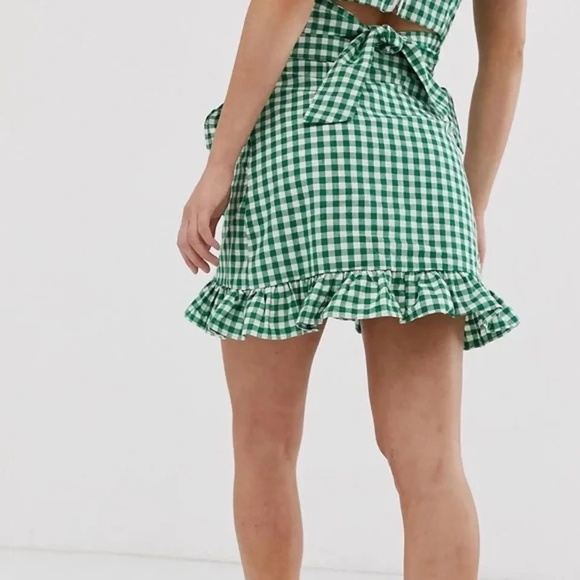 Glamorous Petite Wrap Mini Skirt Green Gingham Sz10 Spring Summer Ruffle Hem Med - Picture 3 of 7